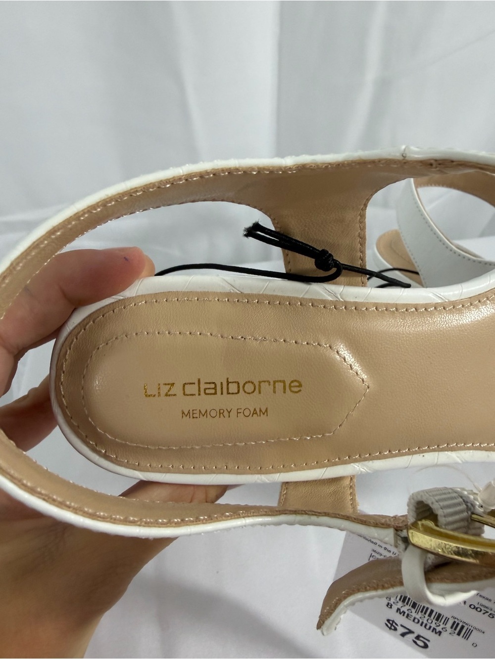 NWT Liz Claiborne Women's Size 8 White Croc-Embossed Ankle Strap Sandals - Picture 4 of 8